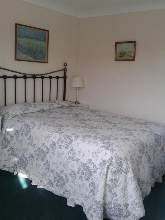 Groeslon Ty Mawr B & B Llanddeiniolen Room photo